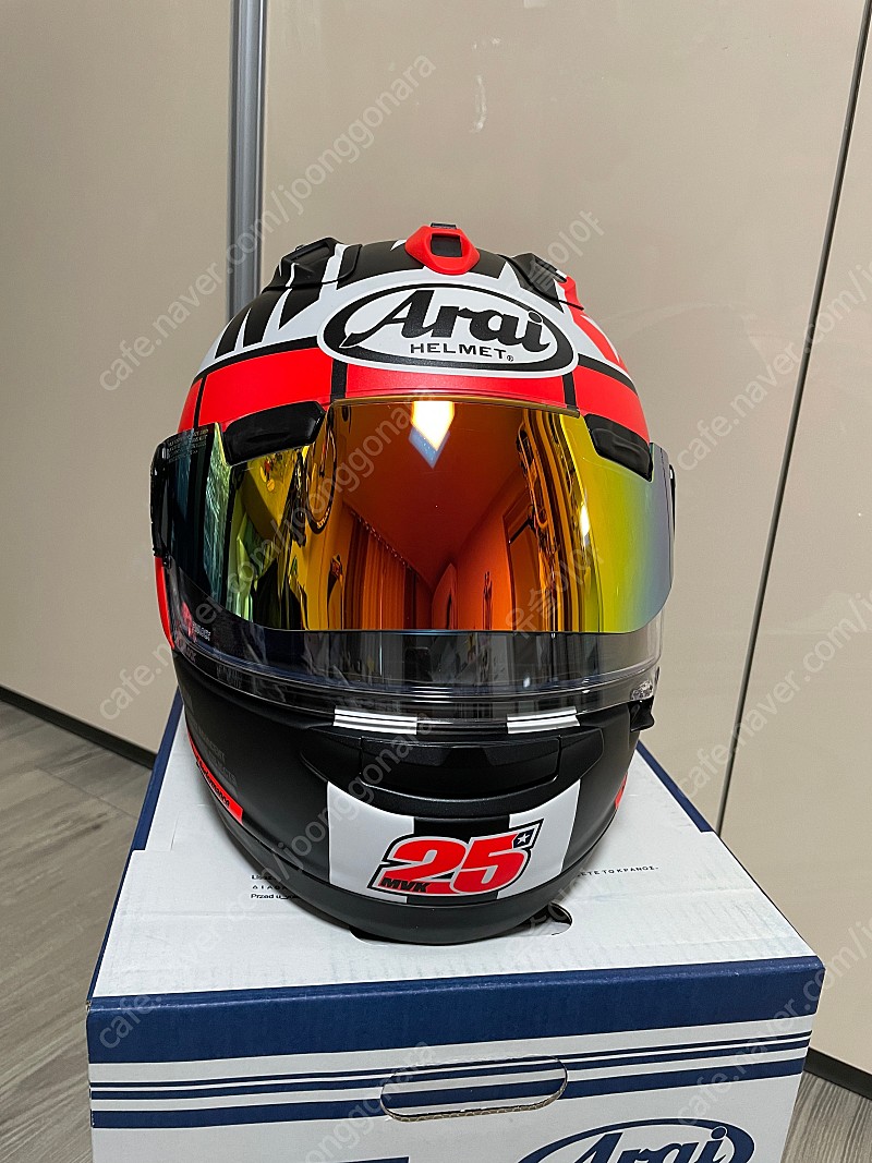 아라이 헬멧 RX7-X 매버릭 GP2 판매합니다
