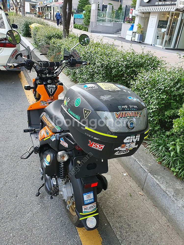 혼다 줌머X 15년 2200KM 부산 상태최상--3