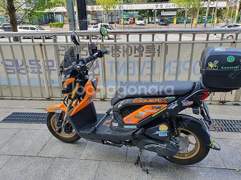 혼다 줌머X 15년 2200KM 부산 상태최상--4