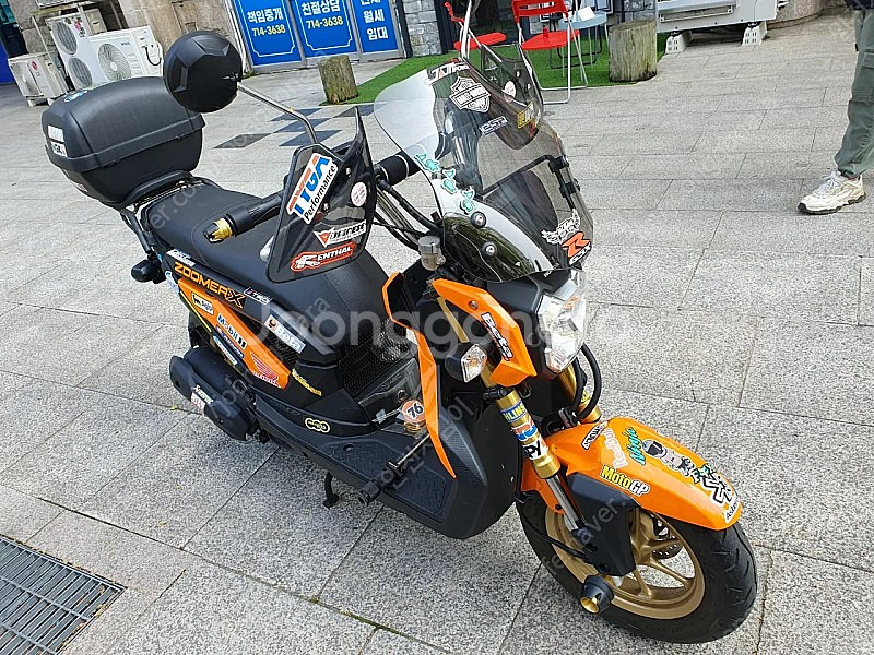 혼다 줌머X 15년 2200KM 부산 상태최상--6