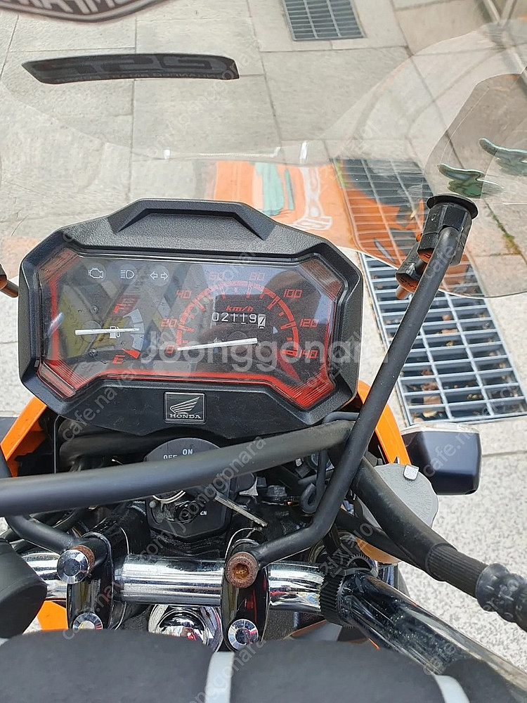 혼다 줌머X 15년 2200KM 부산 상태최상--8