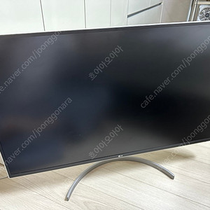 LG 모니터 qhd 32인치 팝니다(32qk500c)