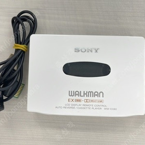 Sony WM-EX80(흰둥이) 카세트 워크맨 판매 합니다.