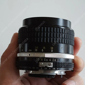 니콘 mf 85mm f2.0 ai-s 렌즈