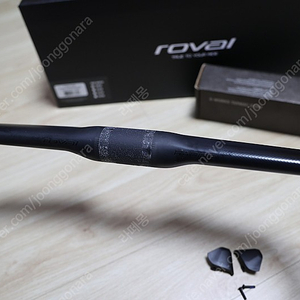 로발(ROVAL) 래피드 핸들바 40cm + 에스웍타막 스템 100mm(6도) 판매합니다.
