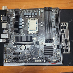 cpu i7-12700f 과 기가 B660m 보드세트