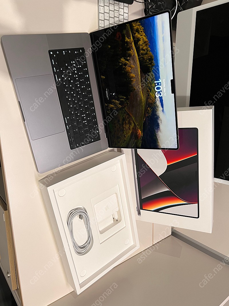 M1 맥북 프로 16인치 MacBook Pro 기본형 512GB 램16 효율 100%