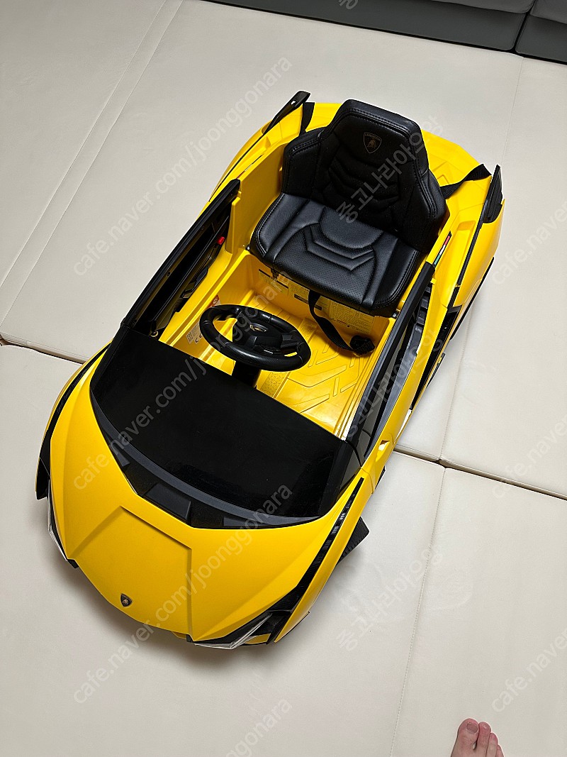 씨투엠뉴 람보르기니 시안 유아 전동차 아기 자동차 모션 스윙 (옐로) 판매합니다.
