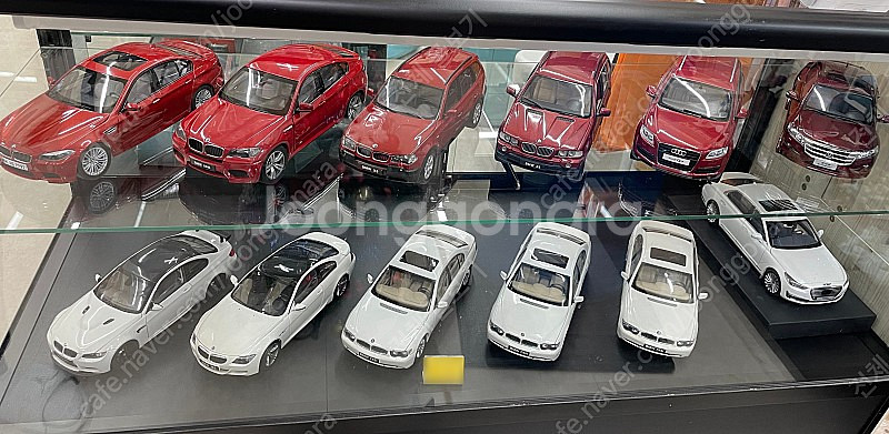 다이캐스트 1:18 자동차 모형 포르쉐 벤츠 bmw 등등 레어템 판매합니다--0
