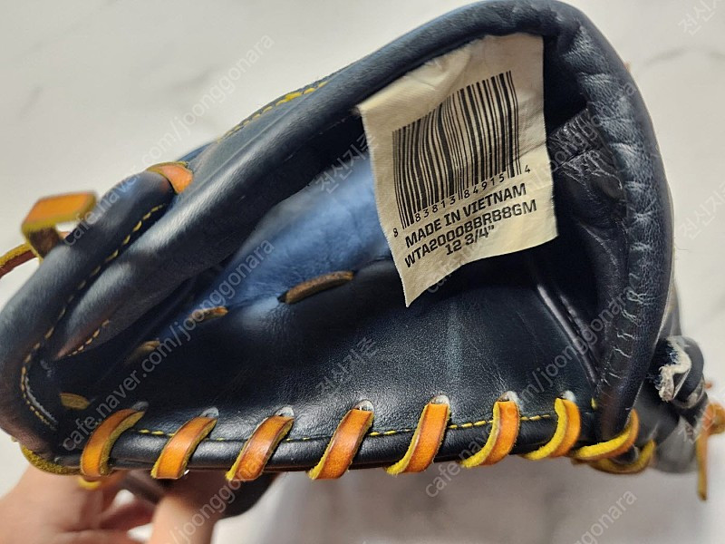 윌슨 A2000 12.75인치 외야 글러브 팝니다.--5