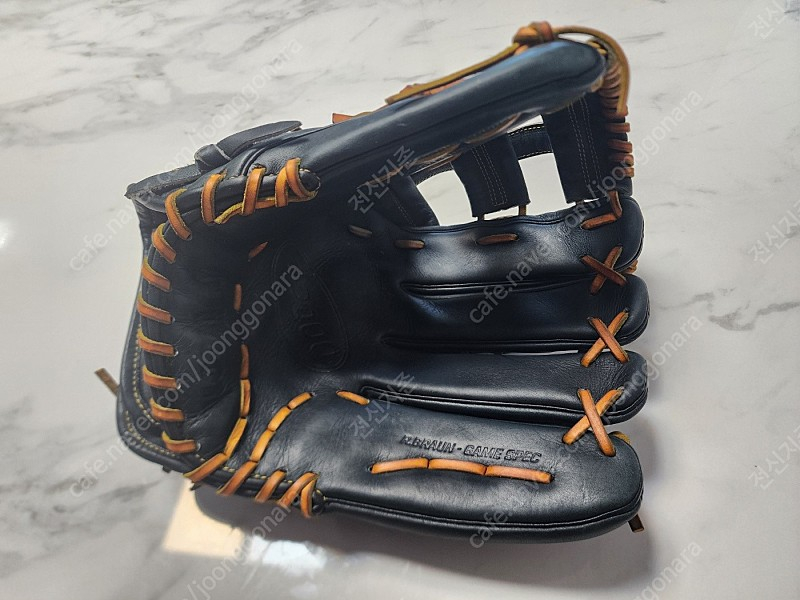 윌슨 A2000 12.75인치 외야 글러브 팝니다.--7