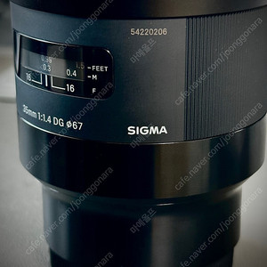 정품 ) 시그마 아트 35mm f1.4 (소니마운트) 렌즈 판매합니다! (상태 특A 거의 새제품)