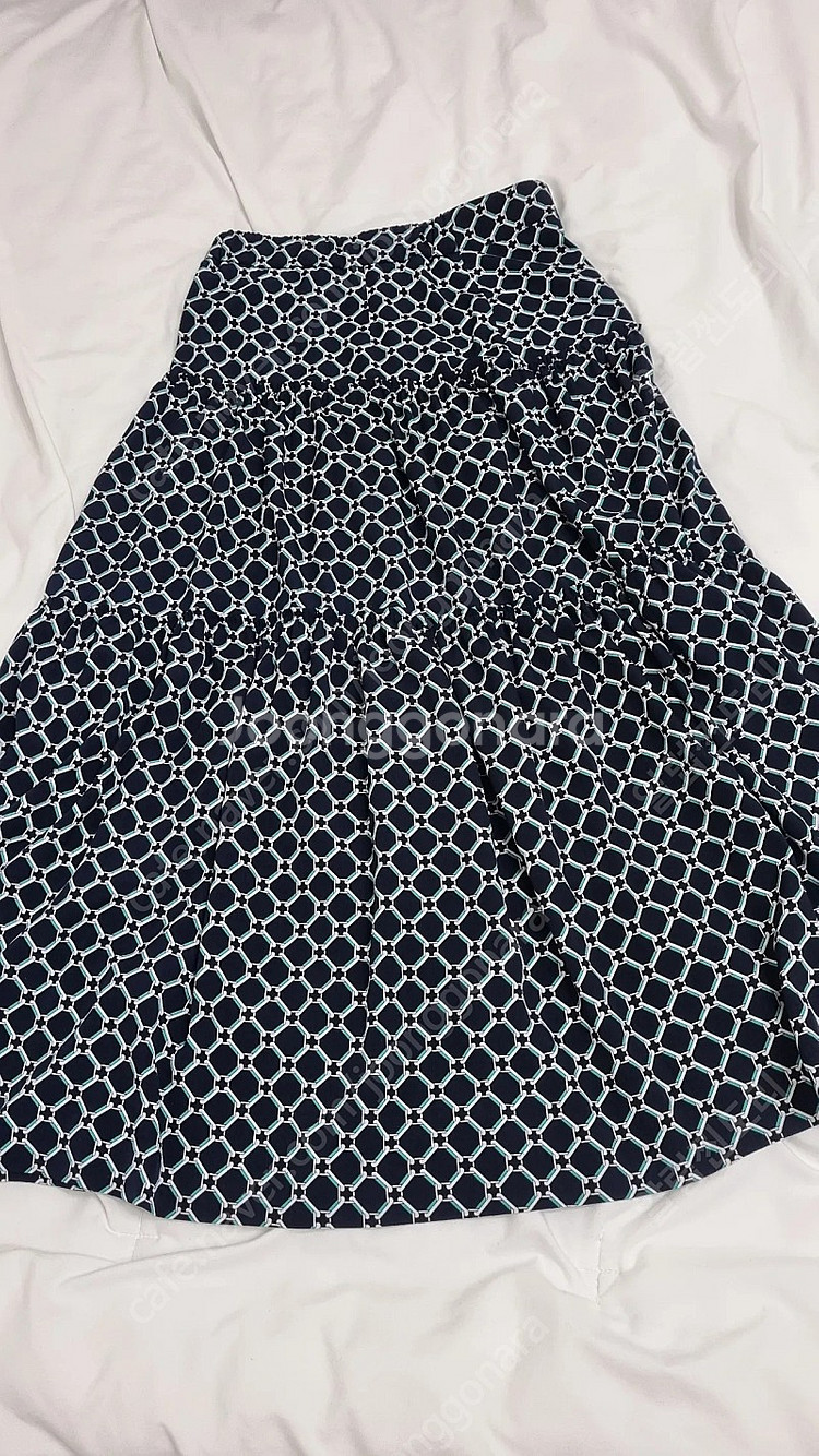 씨씨콜렉트 롱치마 지컷 55사이즈--1