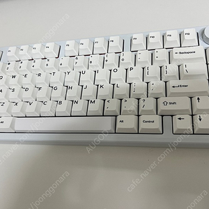 hi8 안녕8 화이트 판매합니다.