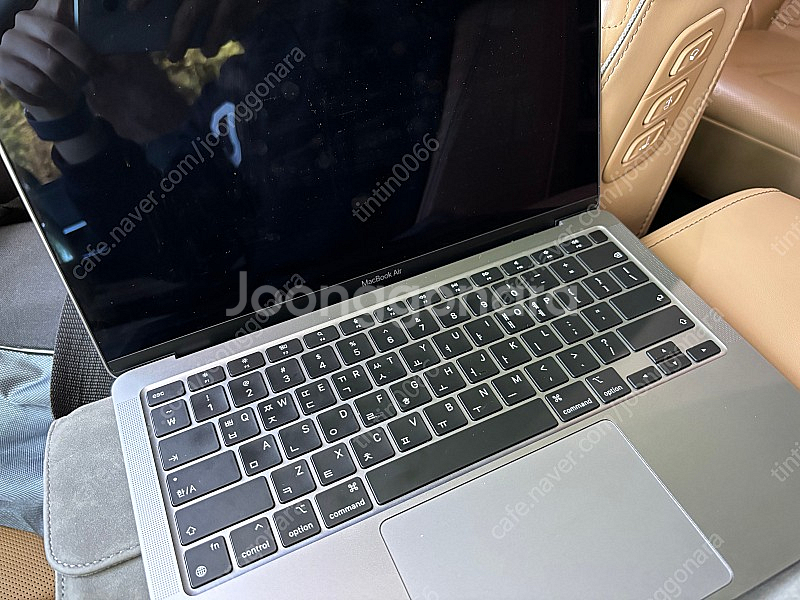 맥북에어 13인치 M1 8GB 256--0