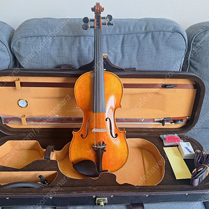 바이올린 4/4 사이즈 판매합니다 수제바이올린 미사용