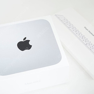 애플 M1 맥미니 (256gb, 16gb) + 매직키보드2