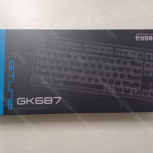 한성컴퓨터 GK687 TKL 화이트 게이트론 황축