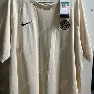 Chelsea Nike Travel Raglan T-Shirt - Cream