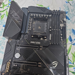 asus x570 다크히어로 (풀박스)팝니다