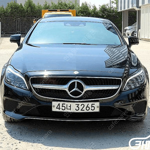 [벤츠]CLS클래스 W218 CLS 350 d 4MATIC | 2016 | 131,186km년식 | 검정색 | 수원 | 1,880만원