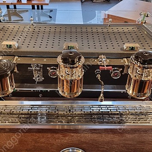 키스반더웨스턴 스피릿 3그룹 하이엔드 에스프레소 머신 반자동 커피머신 판매