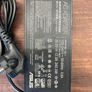 ROG ASUS 아수스 240W 노트북 어댑터 판매합니다, 노트북 충전기