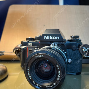니콘 F3 + 28mm f2.8 Nikkor ai + 줌렌즈 2개 (표준 줌, 망원; 35 70, 70 200)