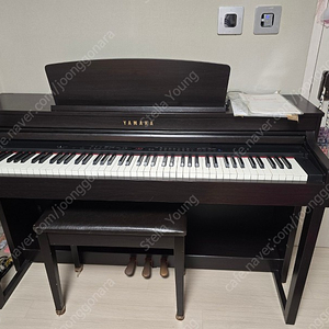 269만원에 샀던 야마하 CLP470 클라비노바 피아노 30만원에 내놓습니다.