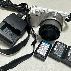 소니 미러리스 nex-5r+16-50(25만)+소니 크롭 E마운트 35mm f1.8 여친렌즈(30만)
