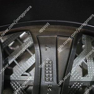 [신품] 테슬라 모델Y 퍼포먼스 정품 21인치 순정휠 최저가