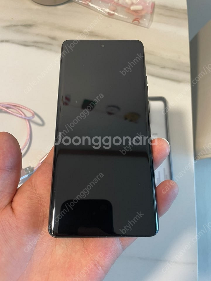 모토로라 엣지 40 블랙 자급제 팝니다--1