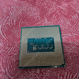 노트북 CPU i7 - 4700MQ ( SR15H ) 택포 37000원