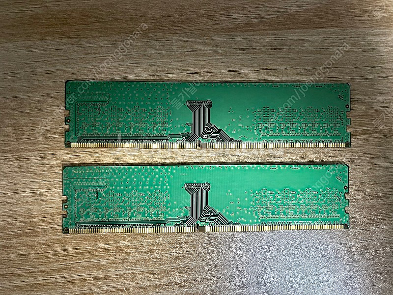 삼성 ddr4 8gb (2400)램 2개 판매합니다--1