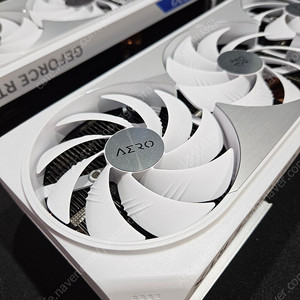 [판매] 부산 GIGA RTX 4090 AERO 팝니다 !!!!!