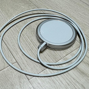 애플 맥세이프 정품 충전기 판매 + 케이스