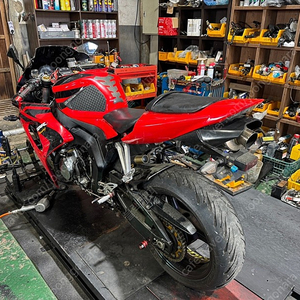 혼다 CBR1000RR , 쉐도우750 , 스즈끼 R750 부품차 보냅니다