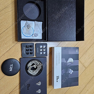 TRN BAX 정전형 이어폰