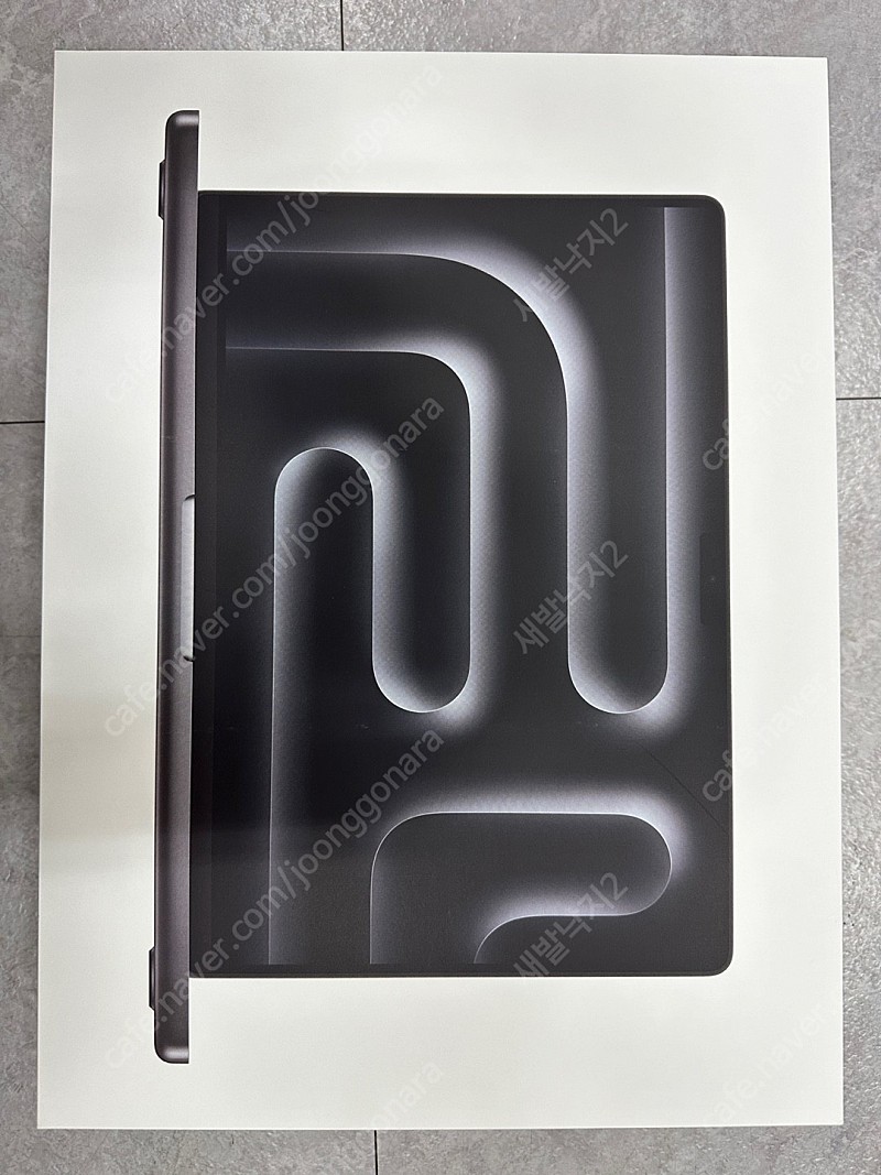 미개봉] 애플 맥북 프로 14 2023년 M3 Pro 11코어 스페이스 블랙 (MRX33KH/A)
