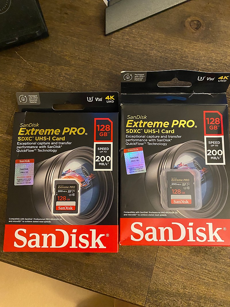 [미개봉1+단순개봉1] 샌디스크SD메모리카드SDXC Extreme Pro 익스트림 프로 UHS-I SDXXD 128GB 2개 일괄 판매합니다.
