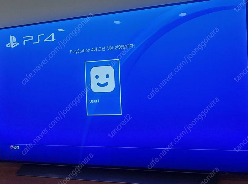 플스4 프로 팝니다--4