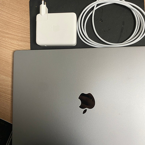 macbook pro 16