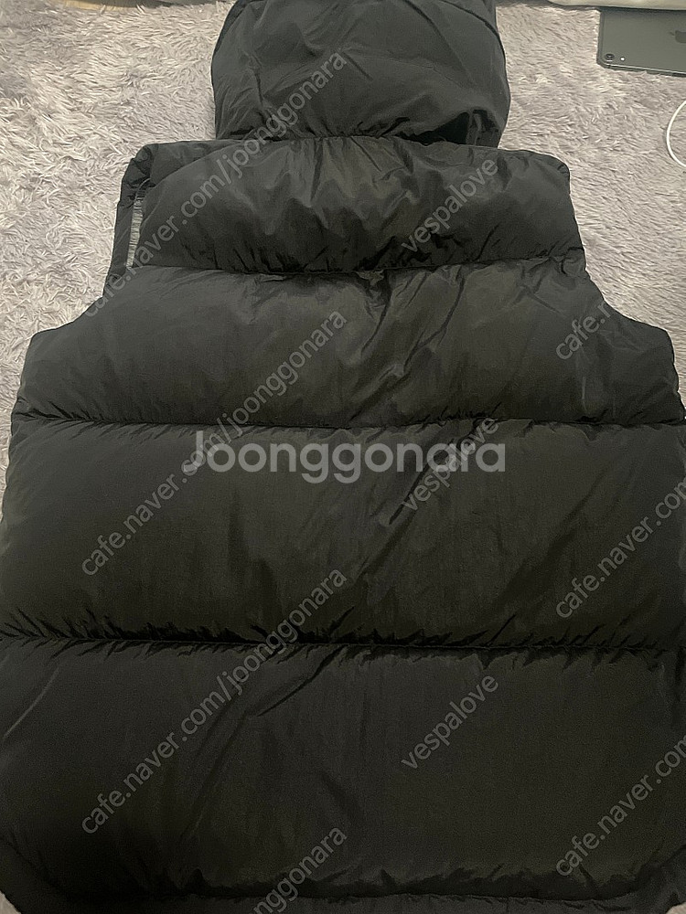 Cp컴퍼니 패딩조끼 판매합니다--1