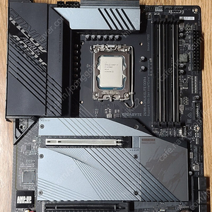 기가바이트 Z690 AORUS ELITE D4 보드 팝니다