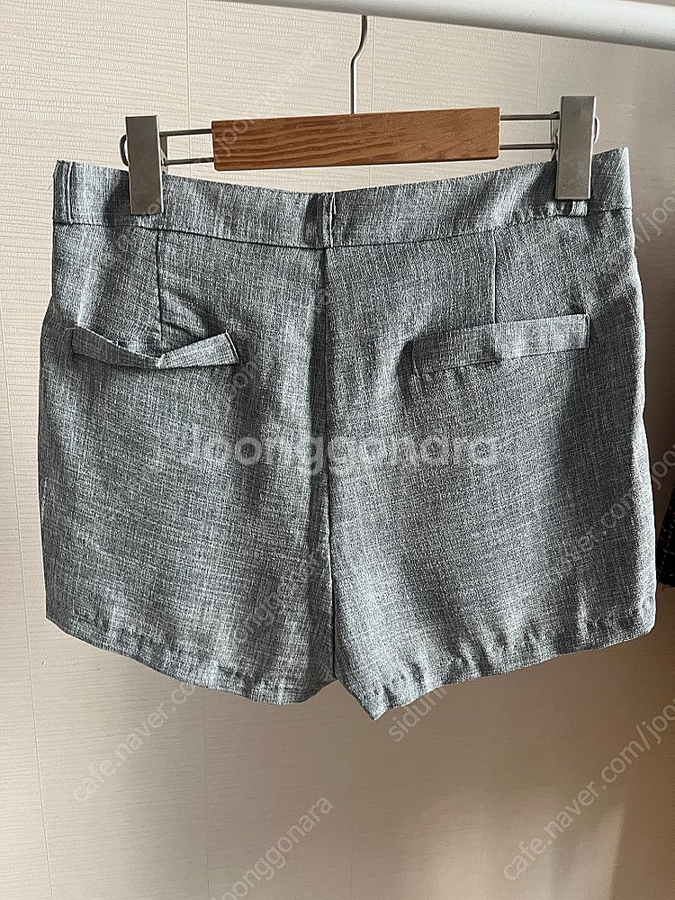 린넨 그레이 반바지 핫팬츠 사이즈 M (Size 36)--1