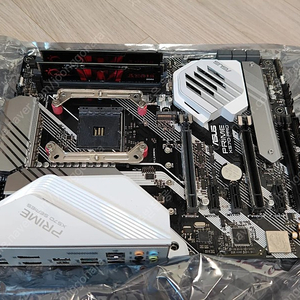 5700x3d 직구품(미개봉), m2 ssd 2 TB, AUSU X570 PRIME, G SKILL 이지스 ddr4 32gb(16x2) 팝니다