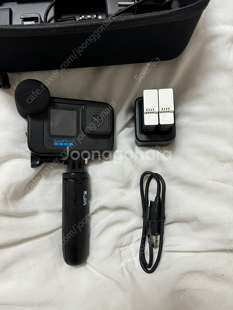 고프로 11 크리에이터에디션 + 베터리 + 옵션팝니다--1