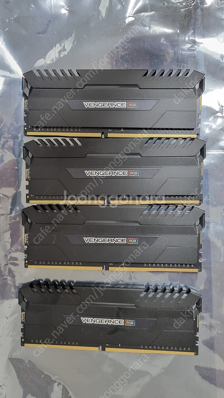 커세어 벤젠스 3000mhz 8gb × 2개 튜닝램 판...--0