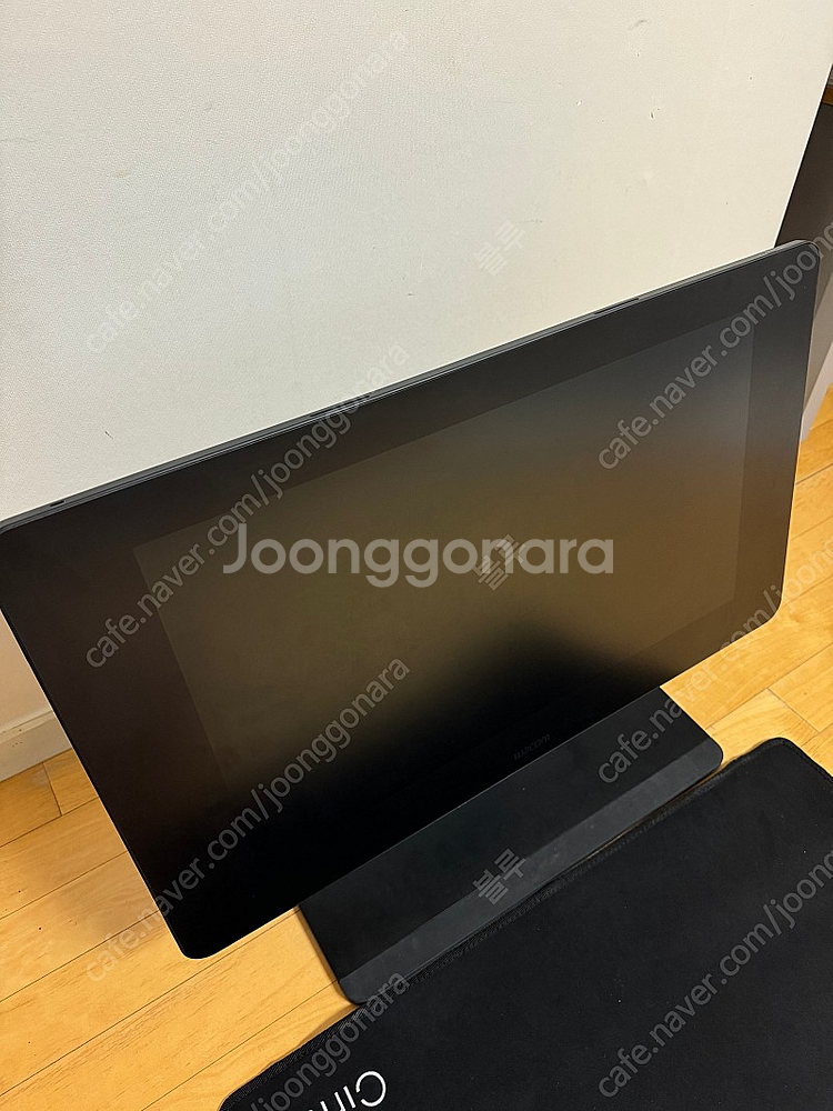 와콤 신티크 프로24터치 (DTH-2420) + 에르고...--2