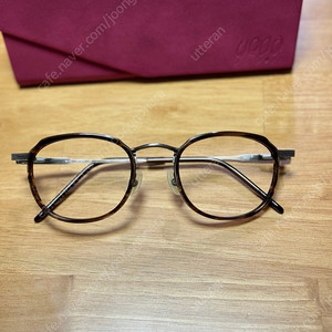 포나인즈(999.9) m-44 컬러 6903 안경 민트급 판매합니다.